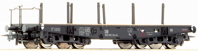 Heavy duty Flat car<br /><a href='images/pictures/Roco/66729.jpg' target='_blank'>Full size image</a>